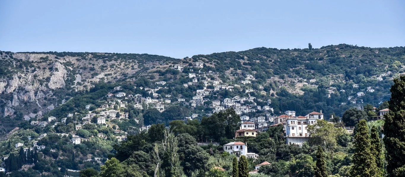 Διπλή δολοφονία στη Μακρινίτσα: Στον εισαγγελέα ο 31χρονος δράστης